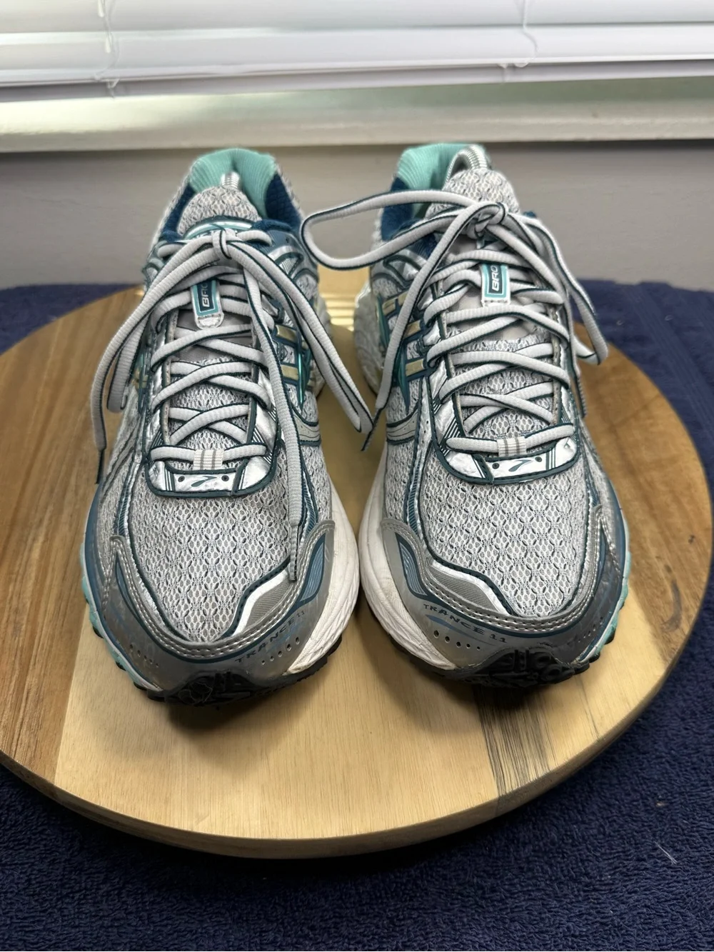 Brooks Women's trance 11 Gray Teal Athletic Running Shoes